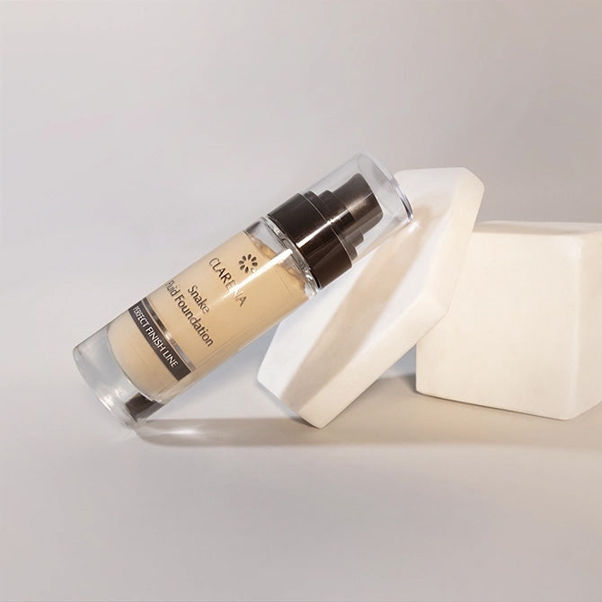 Clarena Snake Fluid Foundation Beige – medium tone anti-aging foundation, 30 ml